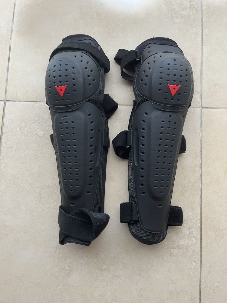 Proteções Dainese Novas