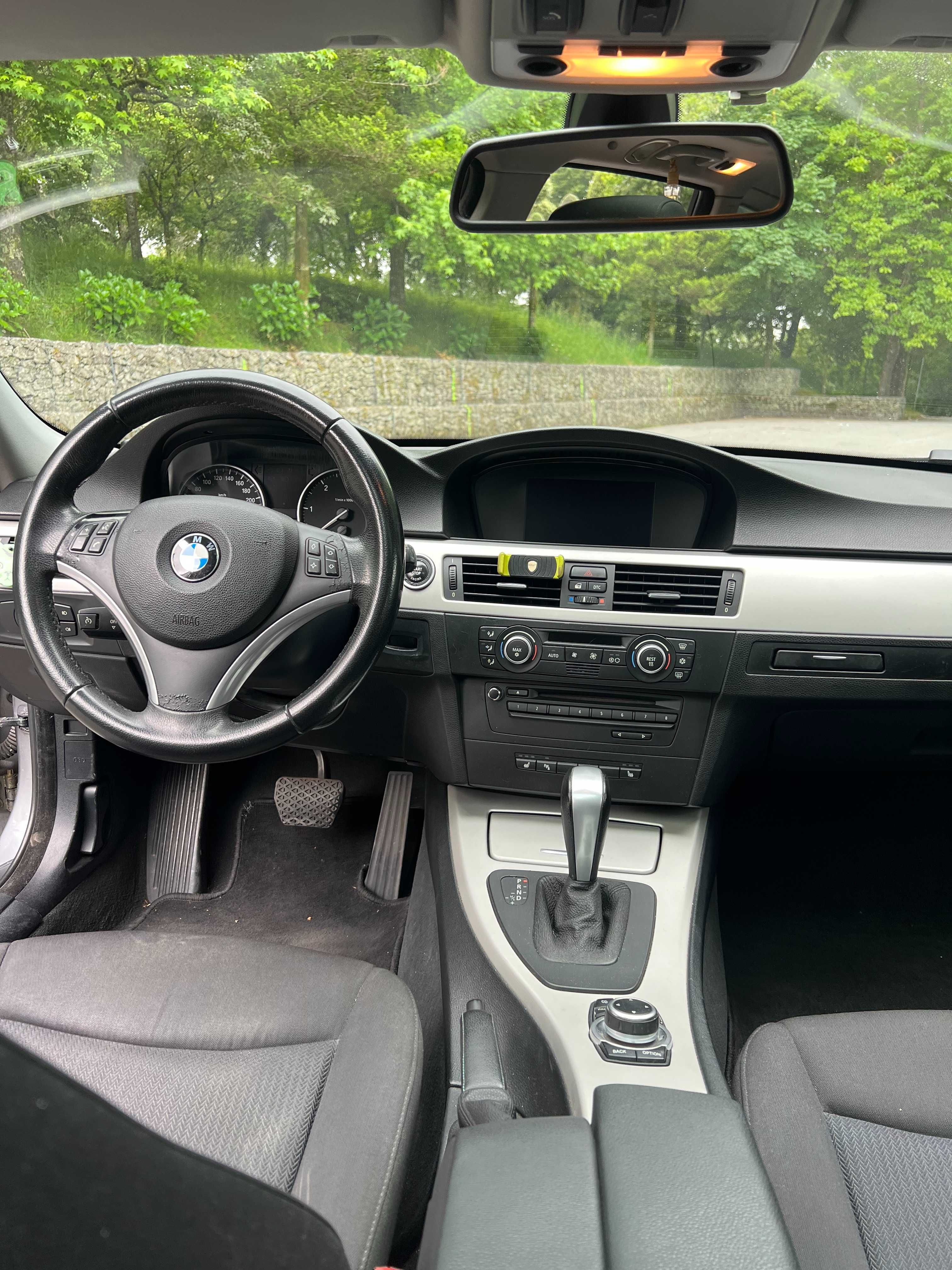 BMW 320d Touring 2009