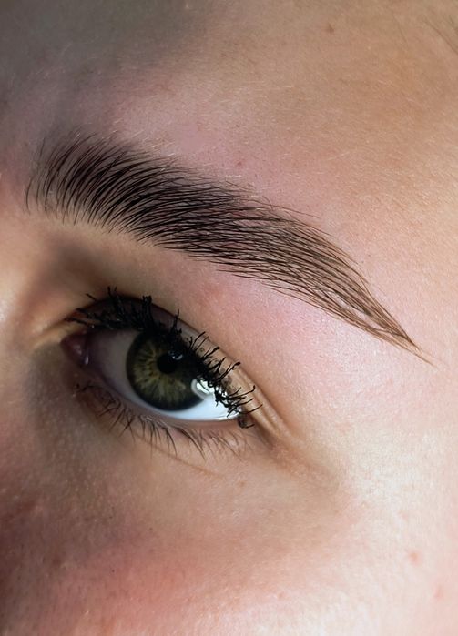 Нарощування вій, ламінування, фарбування брів