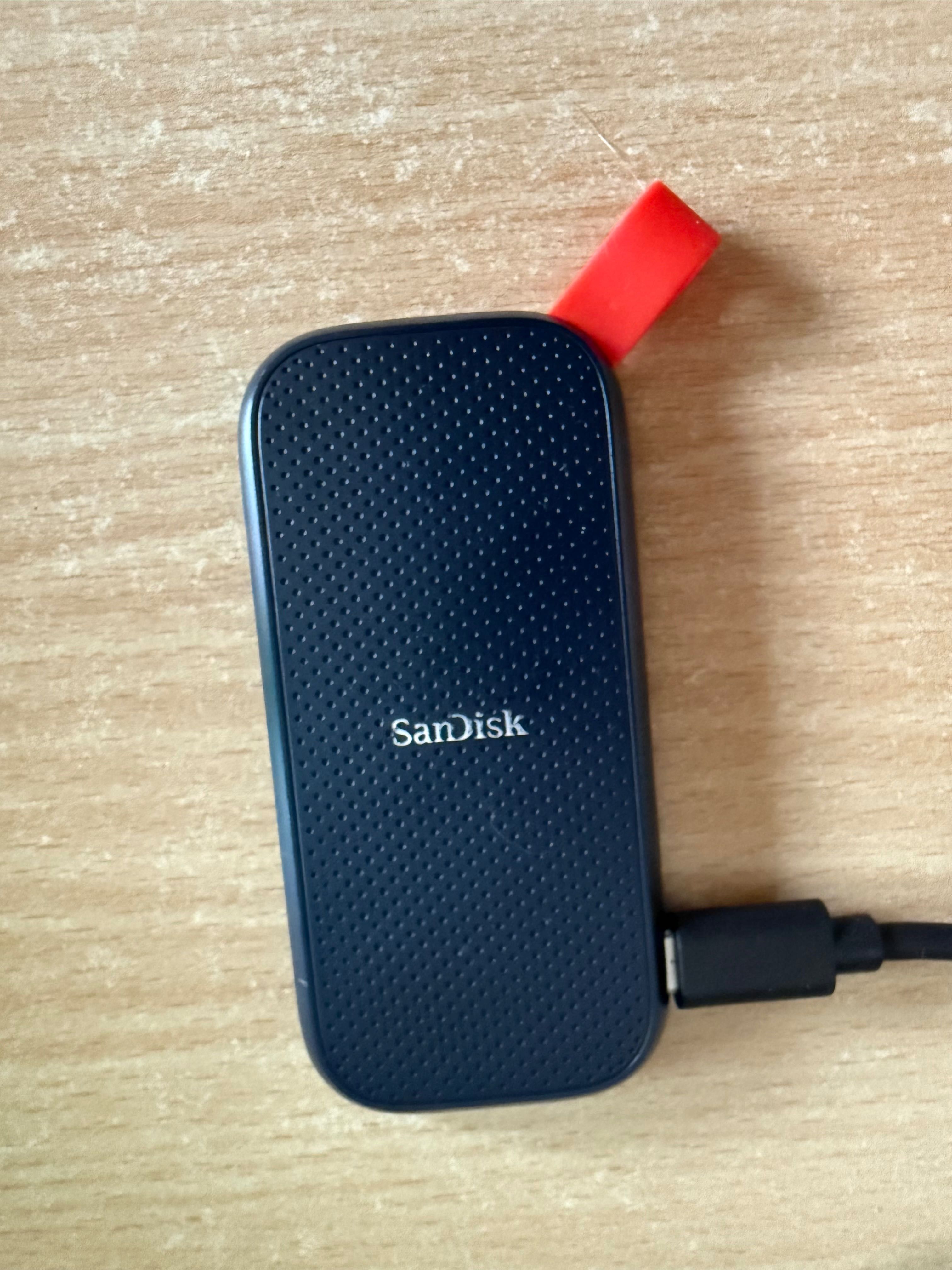 Disco Externo SANDISK Portable (2 TB - USB Type-C )