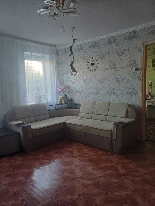 Продається затишний будинок з ремонтом в Богодухові