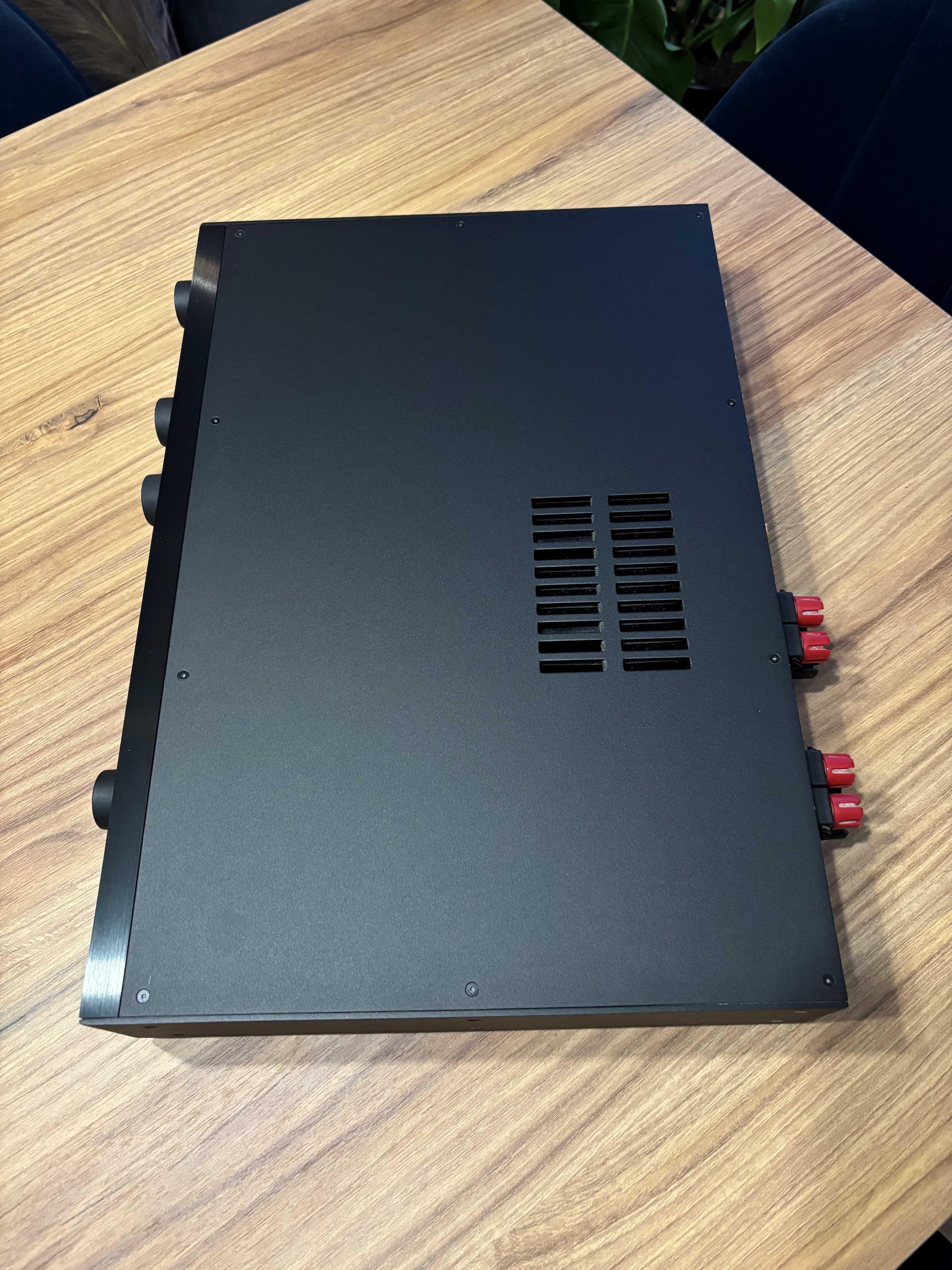 AUDIOLAB 8200A wzmacniacz stereo integra