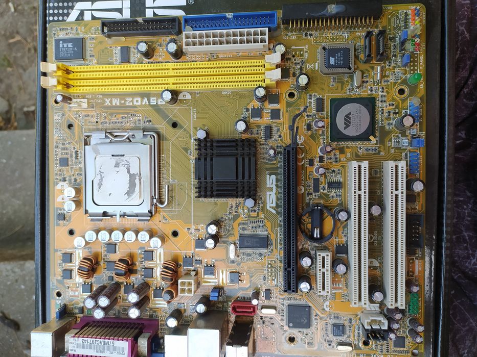 материнка 775 asus p5vd2-mx
