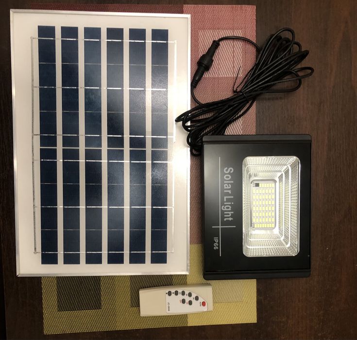 Прожектор на солнечной батарее