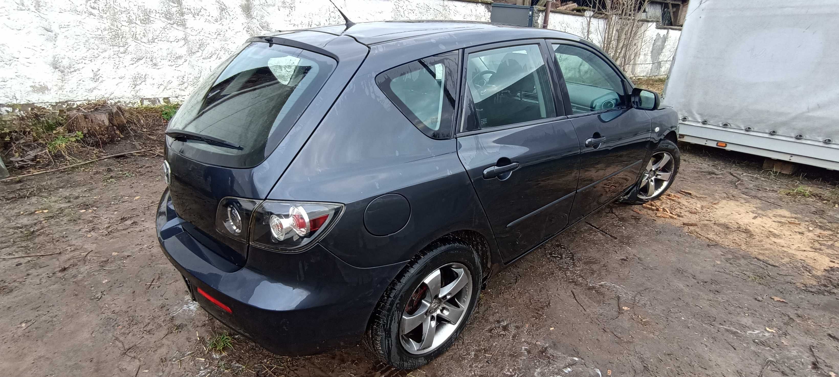 ćwiartka tył błotnik  mazda 3 bk  lak 28B