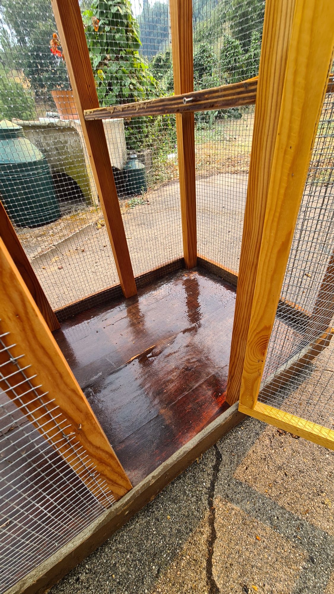 Gaiola em madeira
