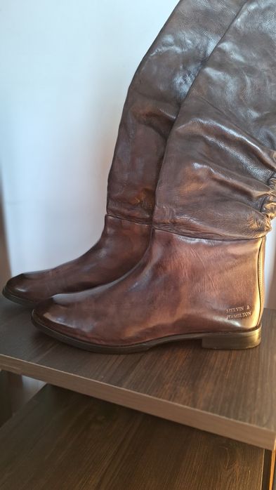 Kozaki Melvin & Hamilton 39