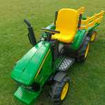 Traktor John Deere Peg perego z przyczepką