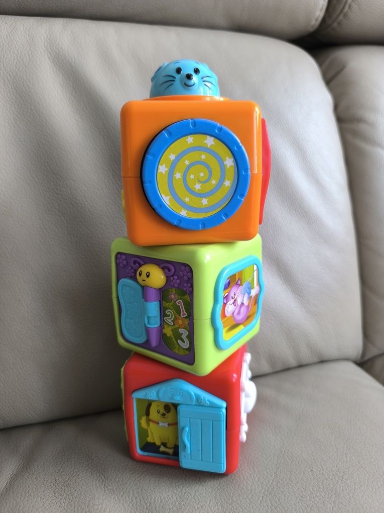 Smily Play wieża z klocków sensorycznych