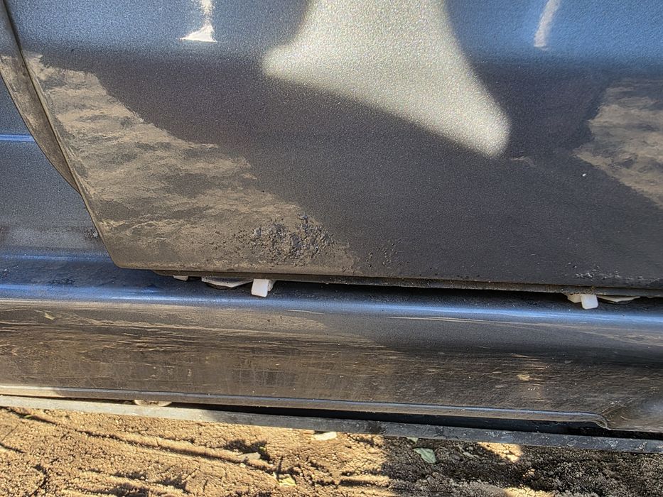 Drzwi Lewy Tył Lewe Tylne Mercedes CLS W219 Lack. C368