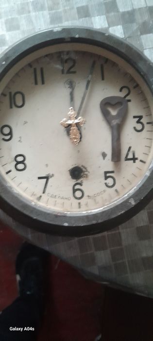 Часы механические корабельные