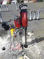 Wiercenie otworow, przewierty w betonie. Odwierty. Wiertnica. Hilti