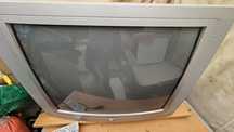 TV grande cinescopio para desocupar