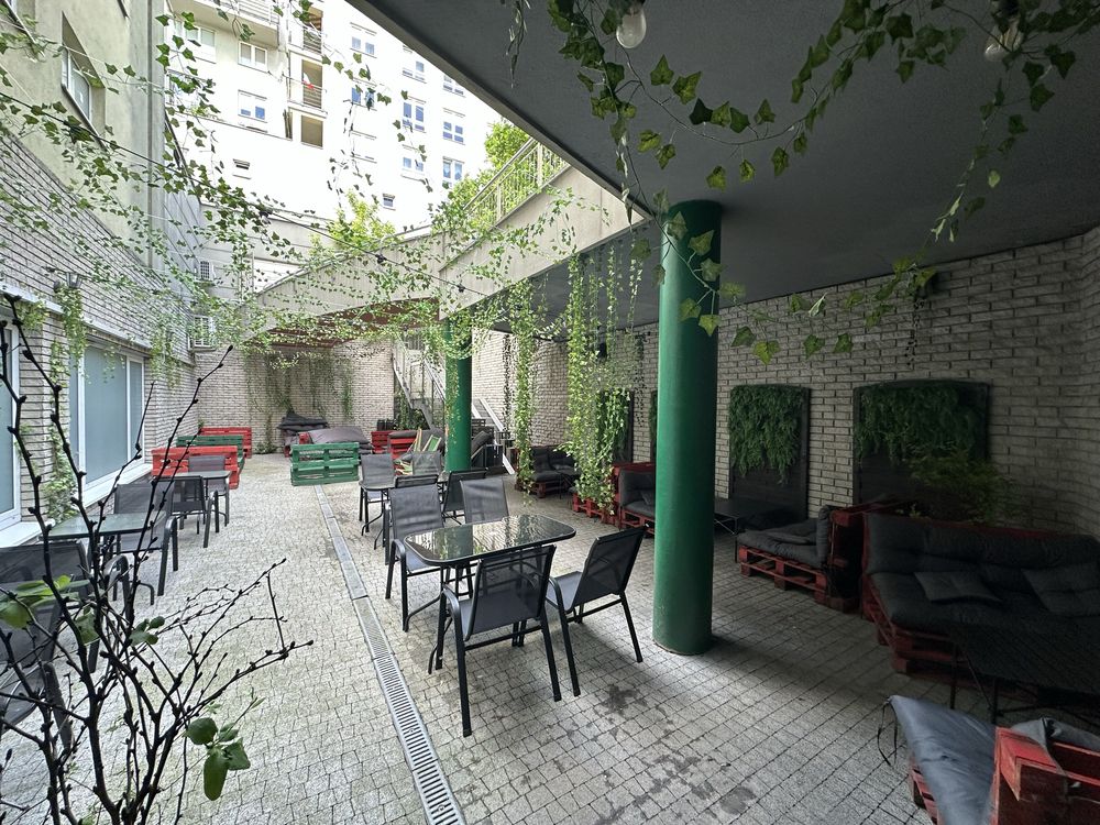 Na sprzedaż: Dobrze prosperujący restobar w centrum Pruszkowa