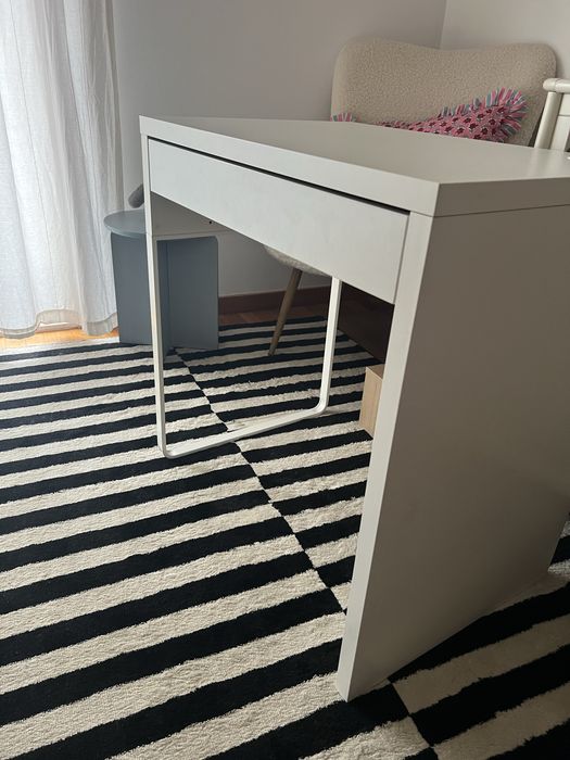 2 secretarias brancas ikea