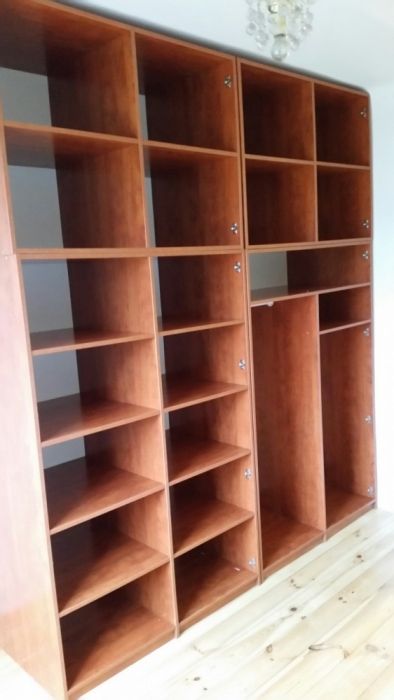 Szafa pokojowa- bardzo pojemna