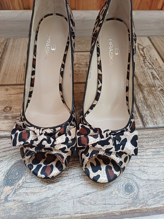 Туфлі босоніжки леопардовий принт