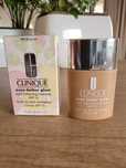 Clinique  Even Better glow 30ml WN 38podkład Stone