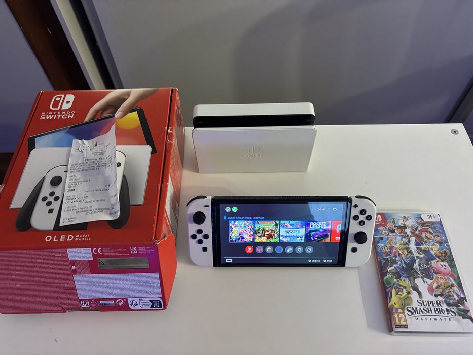 Nintendo Switch OLED + Super Smash Bros Ultimate, Stan idealny