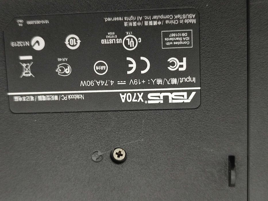 Розбір ноутбуків ASUS X73B + ASUS X72D + ASUS X70A