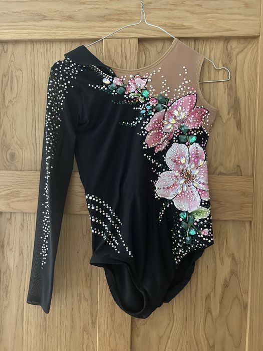 Strój do gimastyki artystycznej 140-150 cm