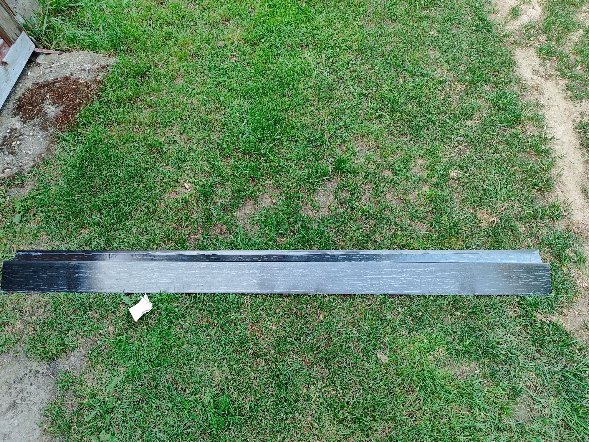 Pas nadrynnowy do blachy na rąbek 9005 mat