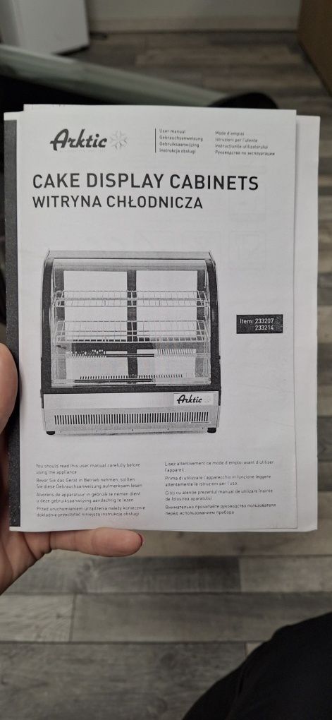 Witryna chłodnicza nastawna, Arktic, 110L, 230V/220