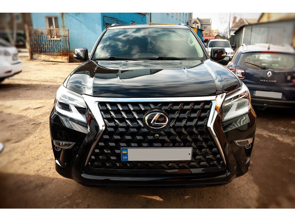 Lexus GX460 2013-2018 Комплект рестайлингу  в 2021 рік решітка та фари