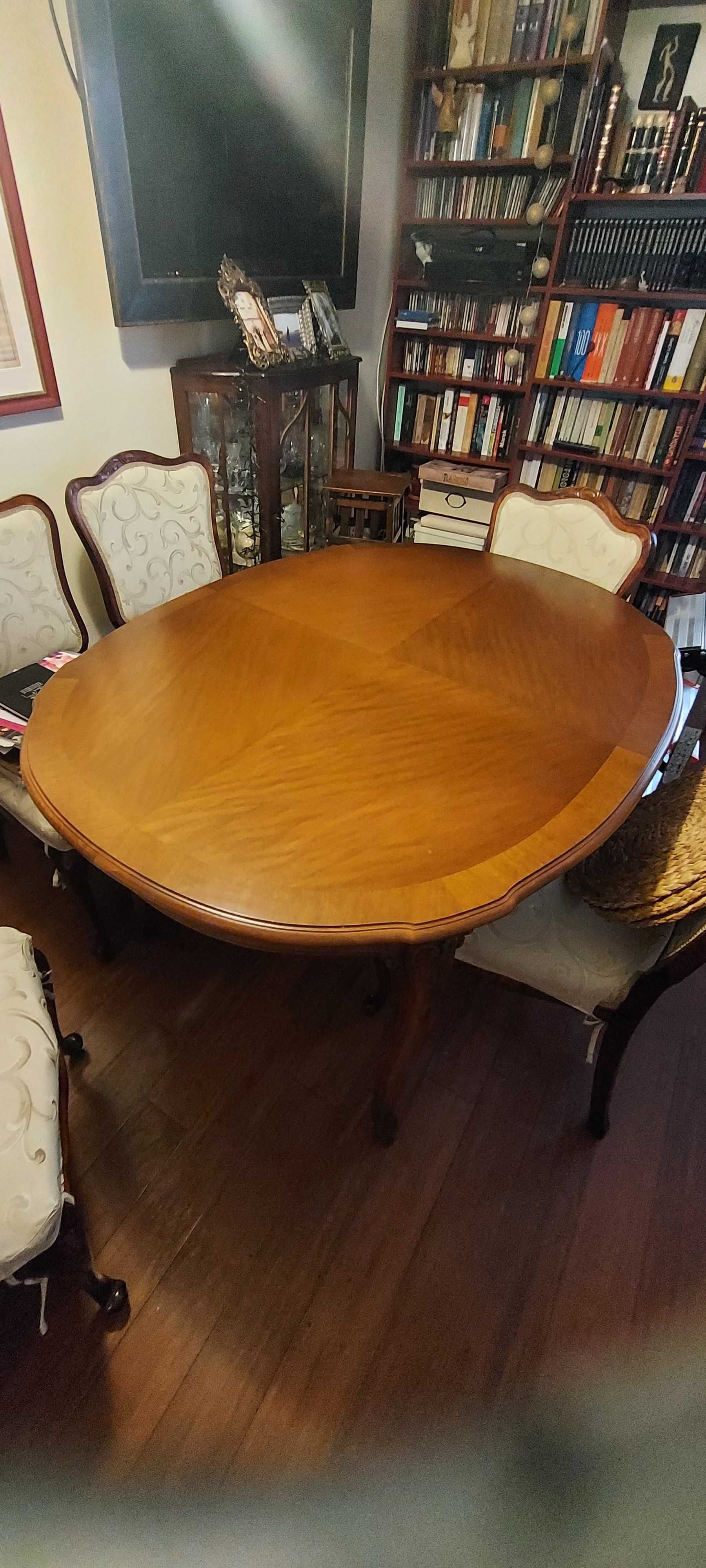 Piękny Stół drewniany w stylu ludwikowskim