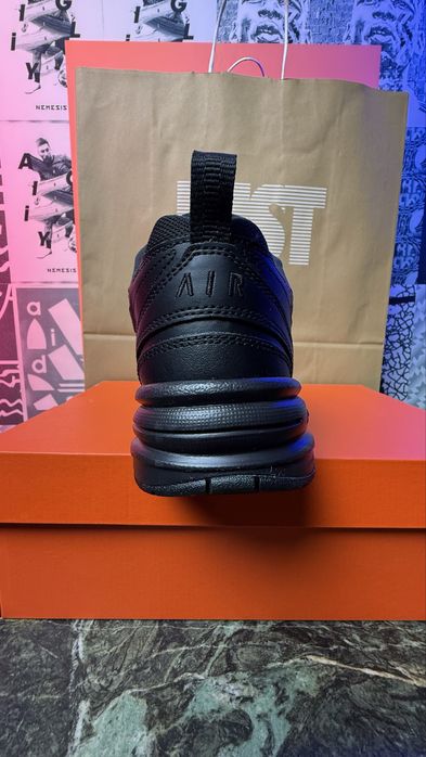 100% ОРИГІНАЛ! кросівки Nike Air Monarch IV 415445-001