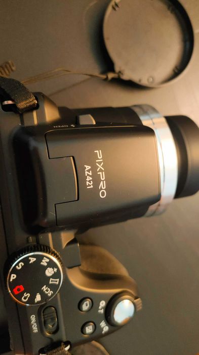 máquina KODAK PIXPRO AZ421 com caixa, ZOOM óptico 42x
