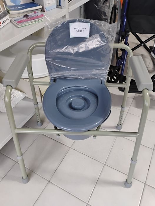 Cadeira sanitária
