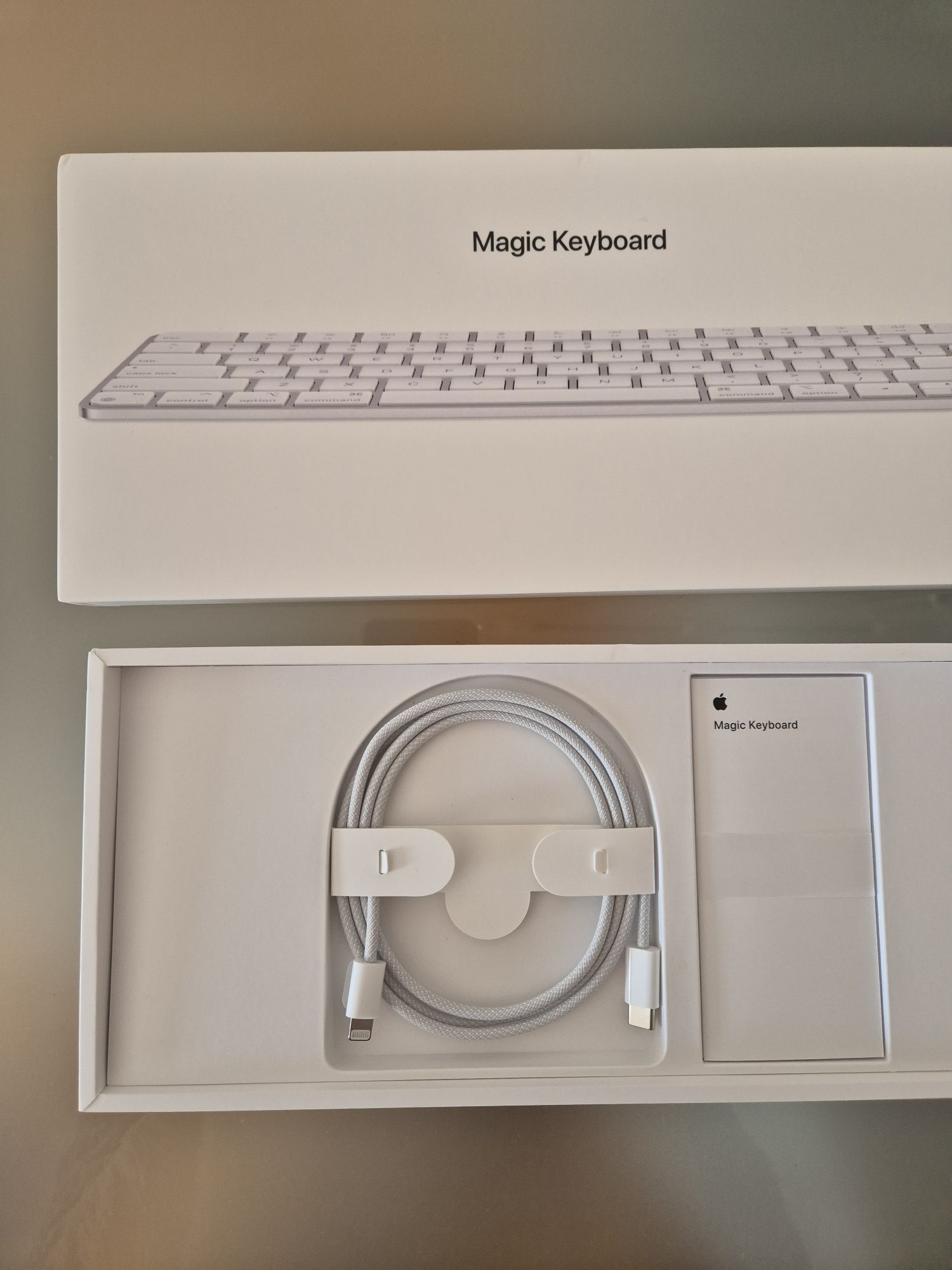 Apple Magic Keyboard - British English