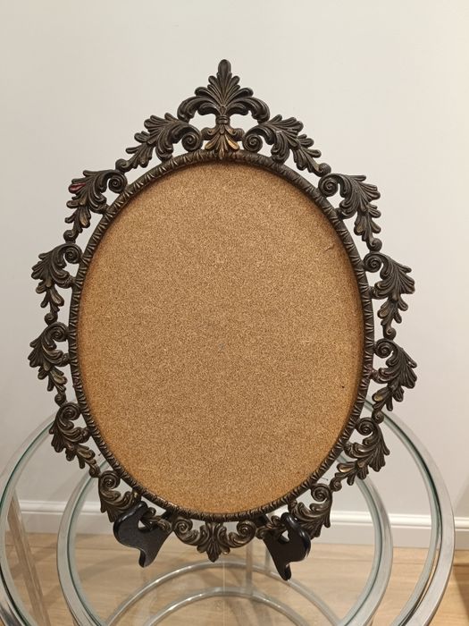 Piękna owalna rama mosiężna vintage