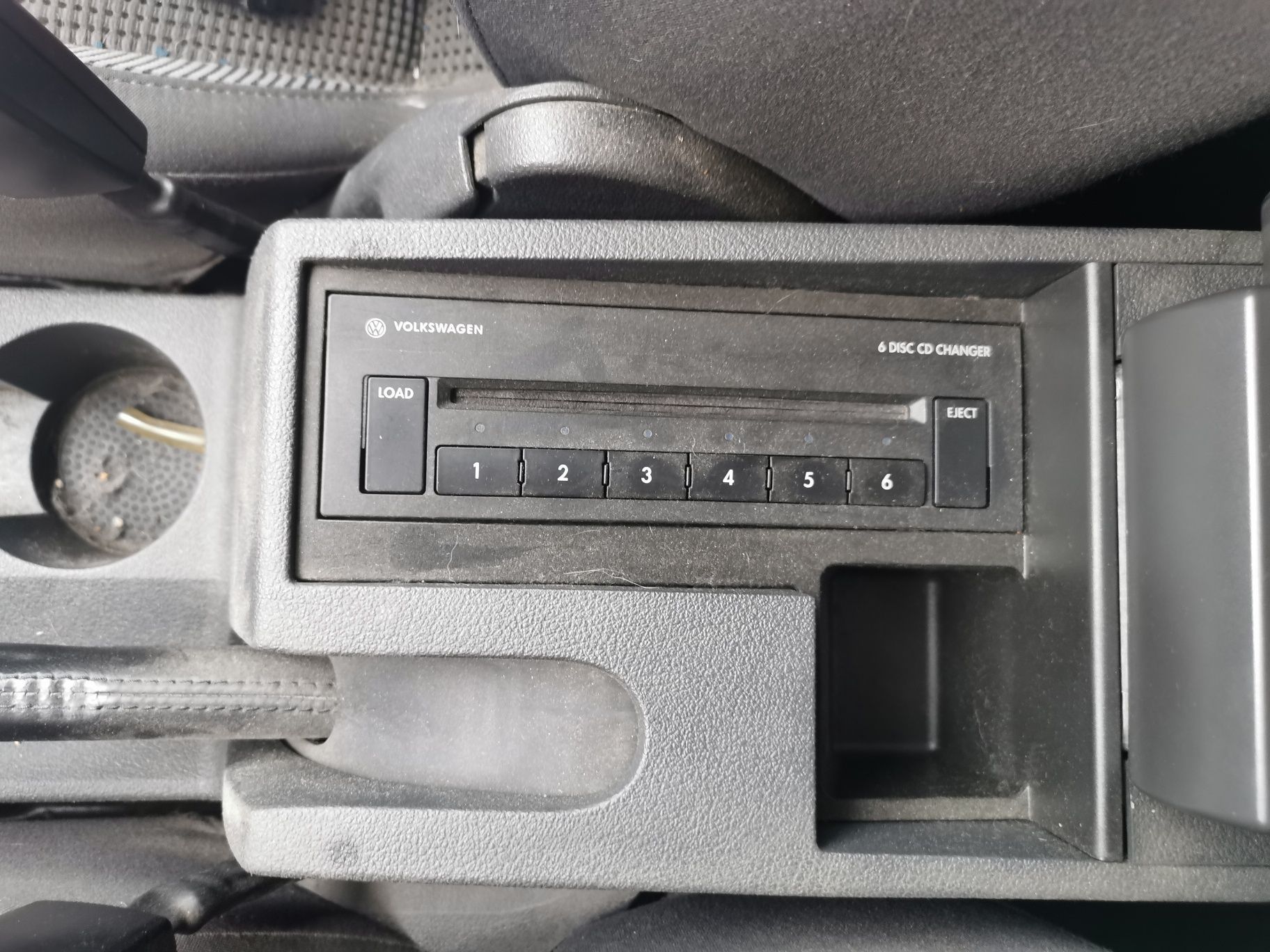 Volkswagen touran 2.0 fsi.
