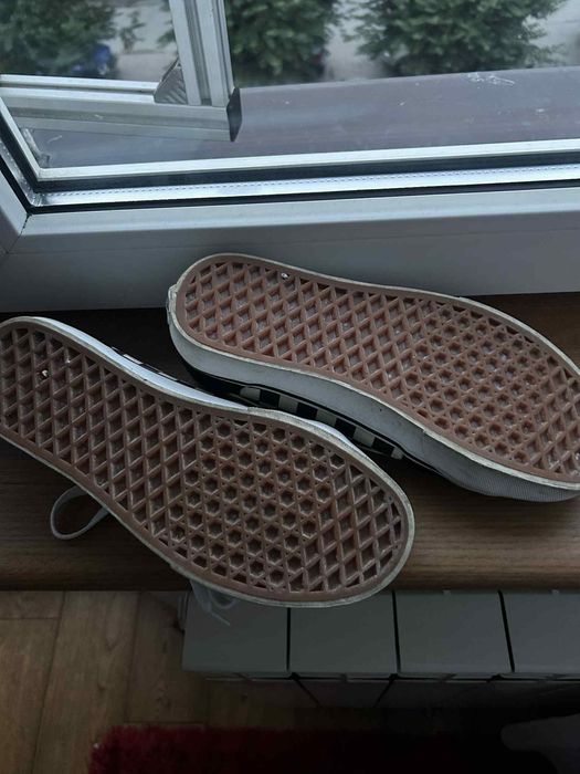 Vans Old Skool Checkerboard – klasyczne sneakersy