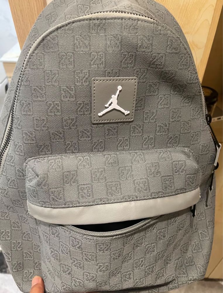 Дорожня сумка Jordan Monogram Duffle Bag сіра ОРИГІНАЛ