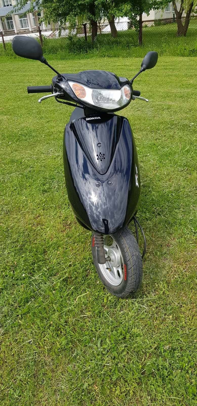 Скутир Honda Dio AF 62