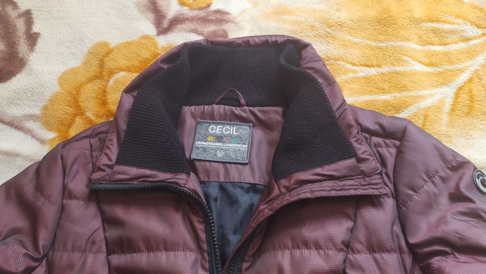 Курточка жіноча 56 р