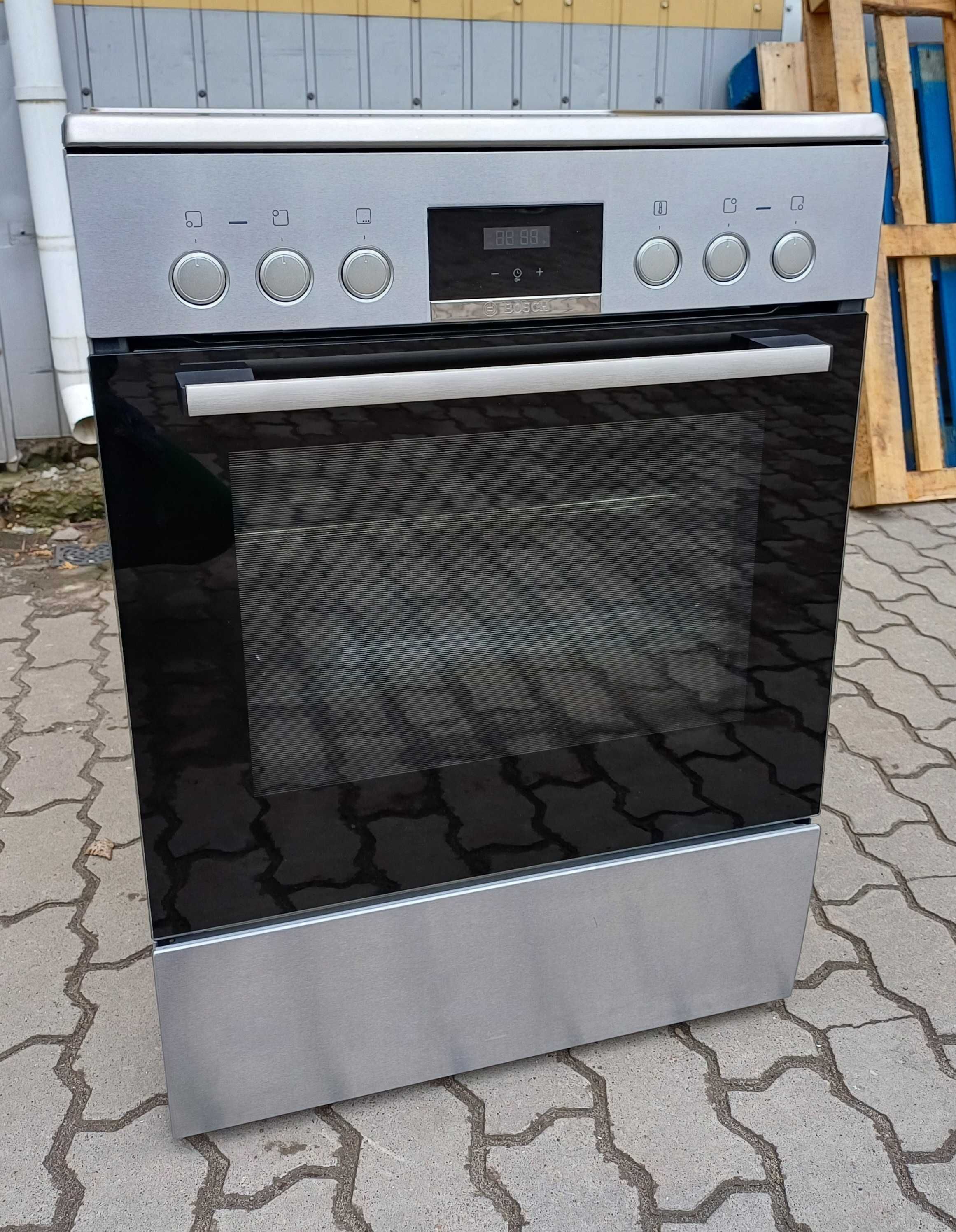 Електрична кухонна плита 60 см Бош Bosch HKR39C250 Series 4 нерж сталь