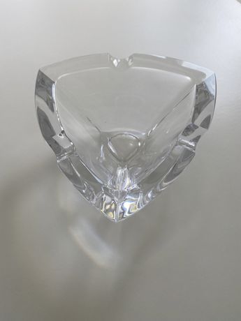 Cinzeiro de cristal