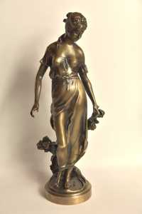 Unikatowa Rzeźba Kobiety z Mosiądzu