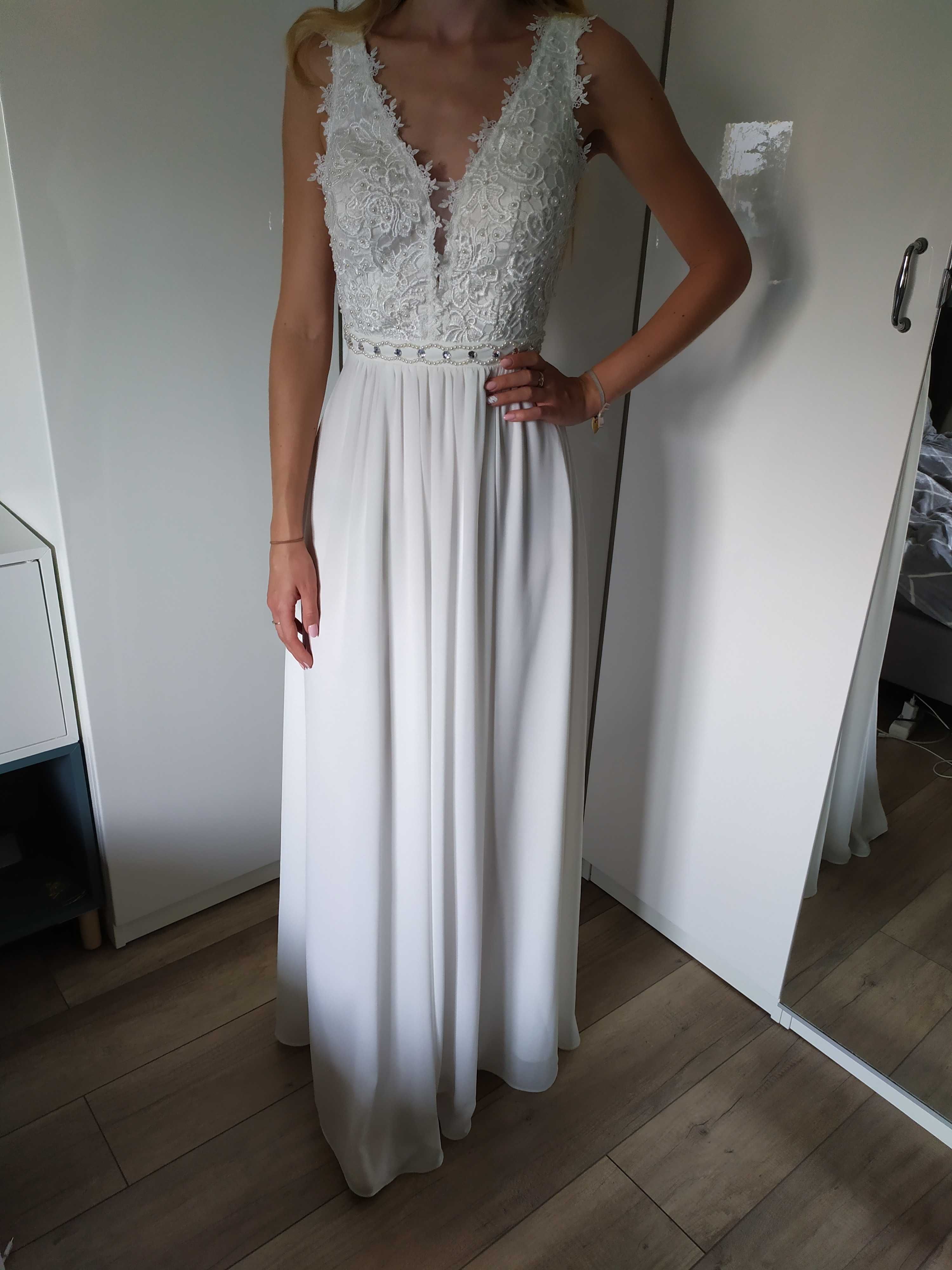 Biała sukienka (ślubna), rozmiar s