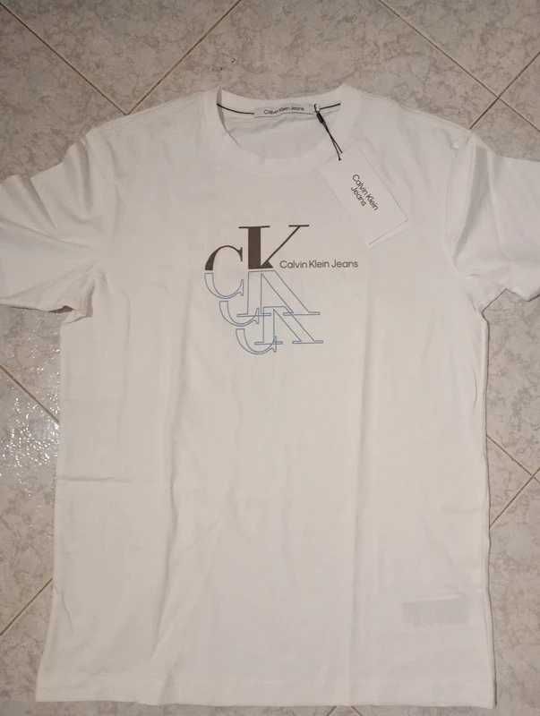 T-shirt branca Calvin Klein jeans