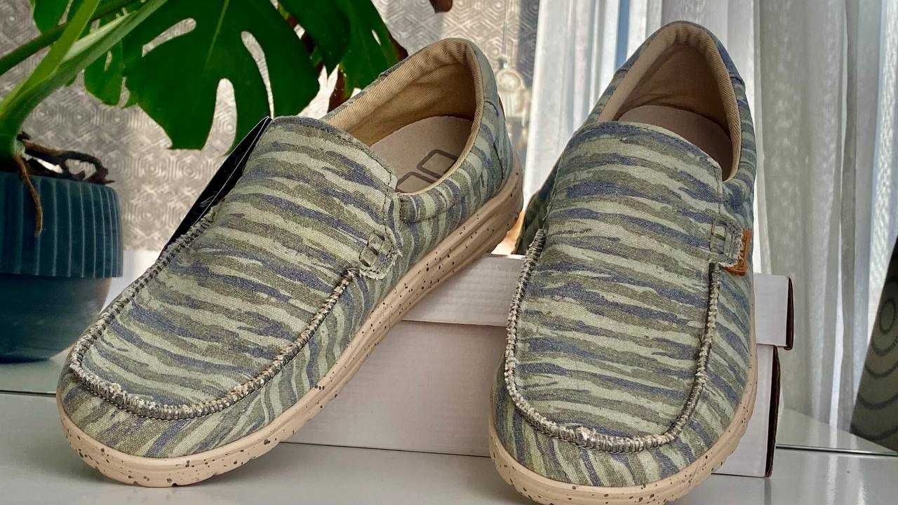Легкі та зручні мокасини hey dude mikka print camo