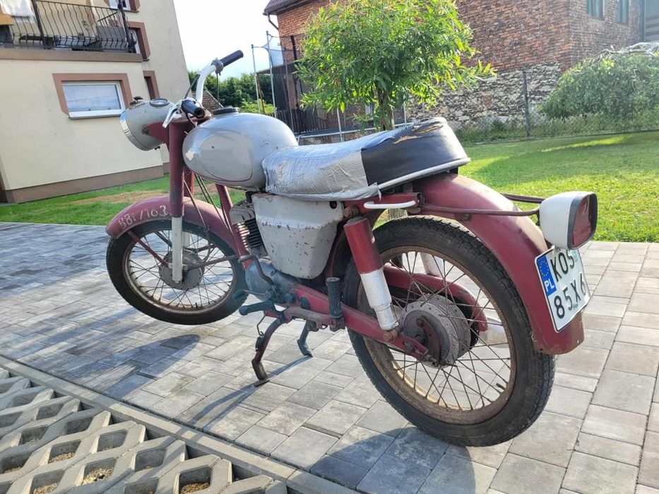 Sprzedam WSK-e na chodzie