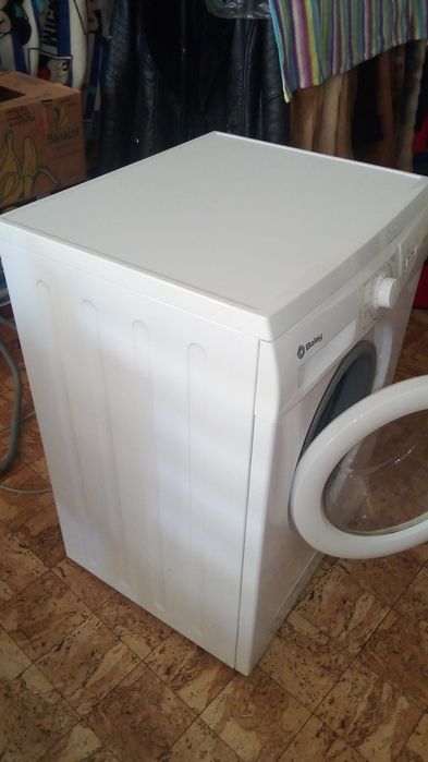 Máquina lavar roupa Balay seminova