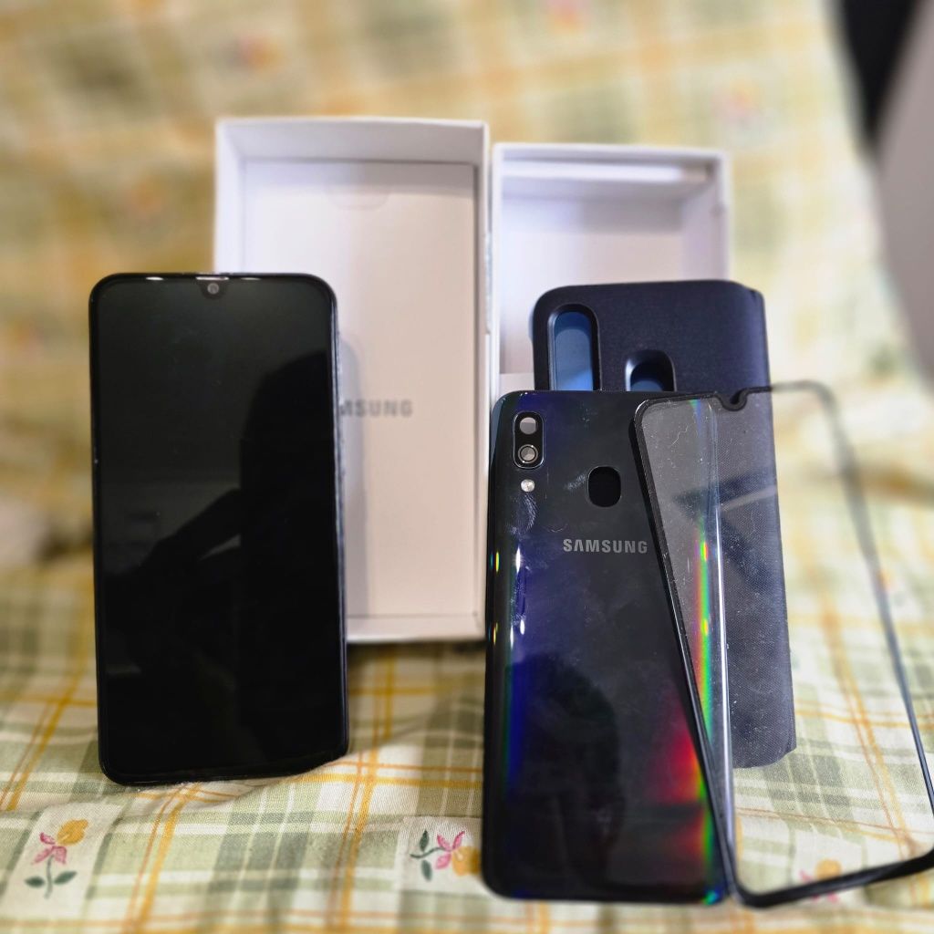 Samsung galaxy a40 *LER ANUNCIO*