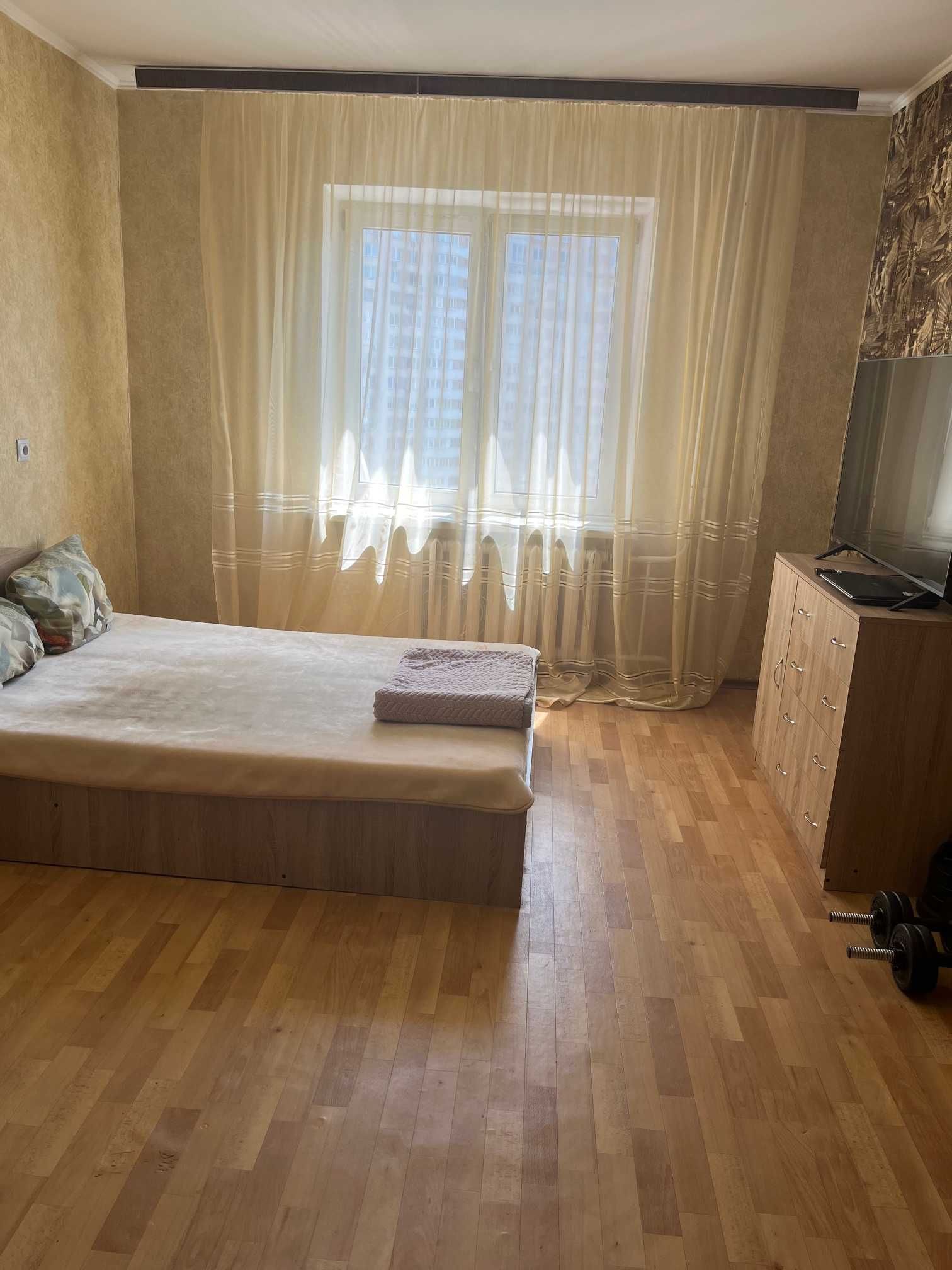Продаж 1-кім. квартири на Позняках вул.Пчілки 2 Б