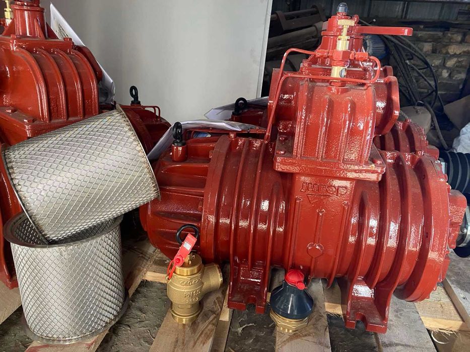 Насос вакуумний JUROP PN 84